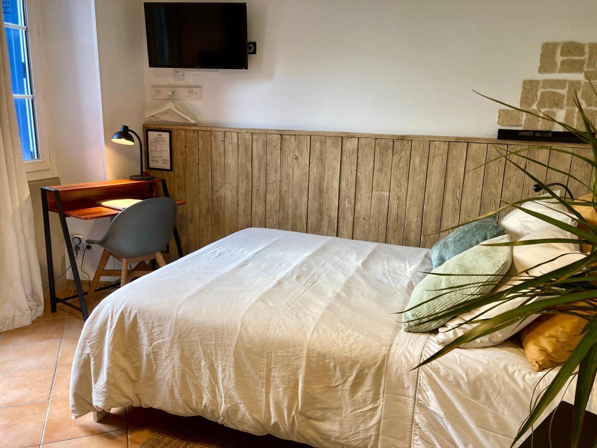 Aux 4 Logis Appart-Hotel - Studio Le City - Petit Dejeuner Inclus 1Ere Nuit Foix Buitenkant foto